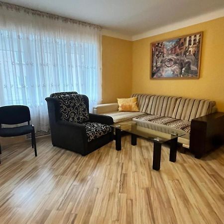 Saules 73 Apartment Daugavpils Ngoại thất bức ảnh